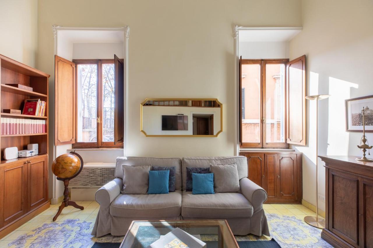Iflat Campo De Fiori Cozy Flat Apartment Rome Exterior photo