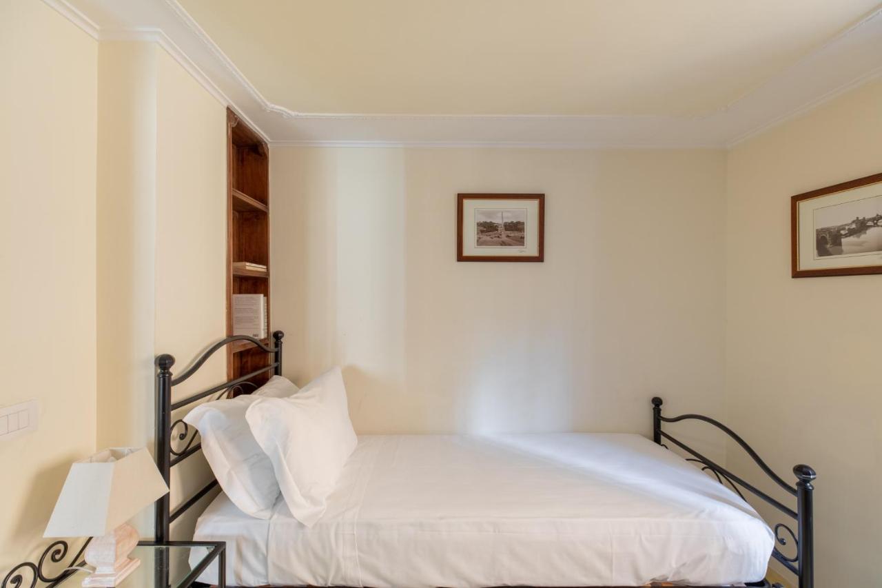 Iflat Campo De Fiori Cozy Flat Apartment Rome Exterior photo